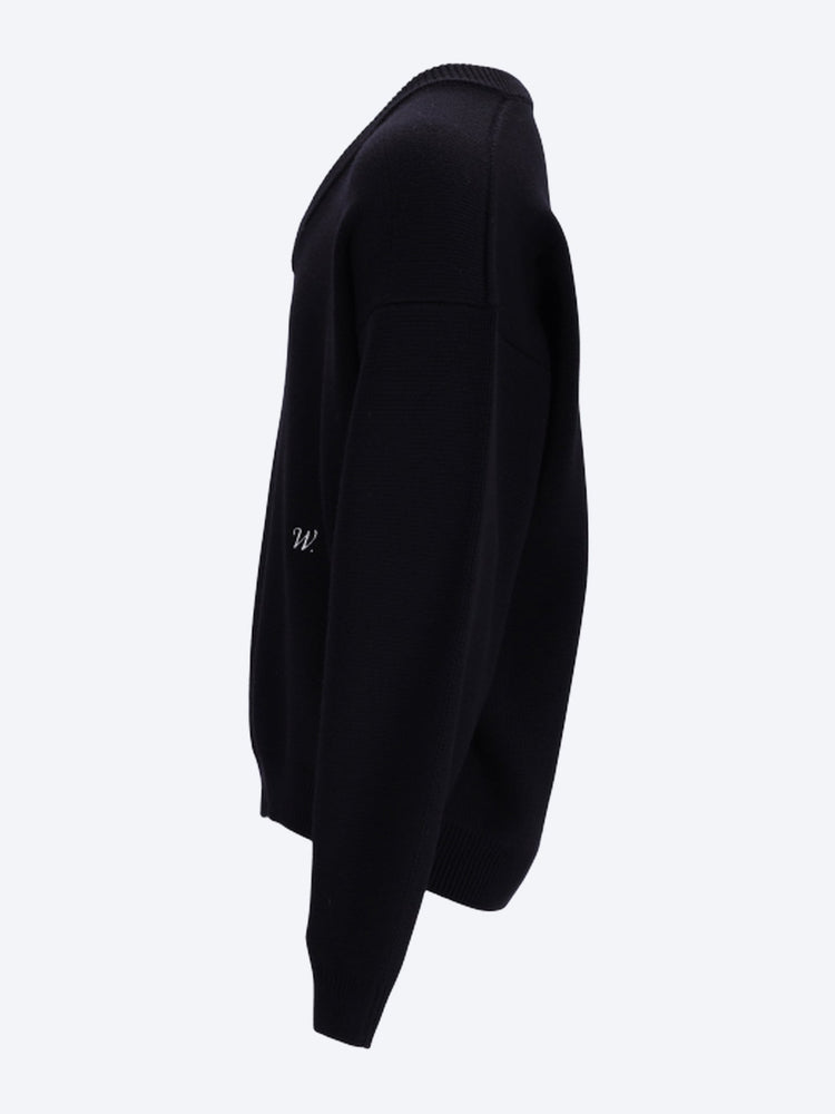 Chavarria v-neck sweater 2