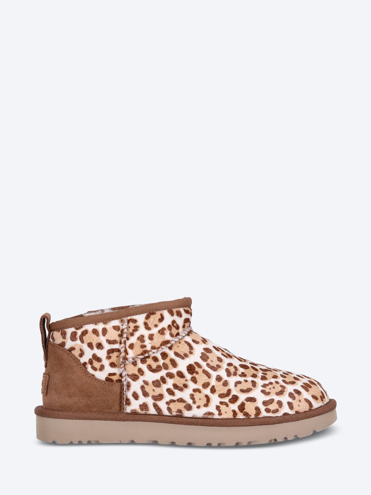 Classic ultra mini plains boots 1
