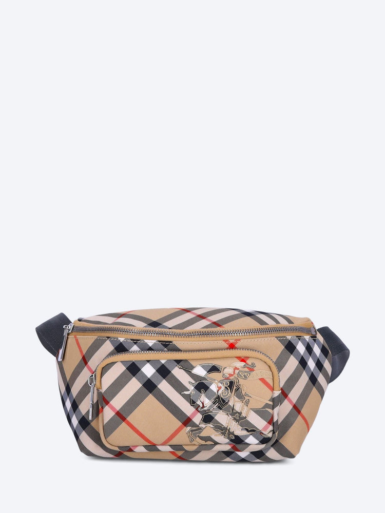 Classics sm belt bag 1
