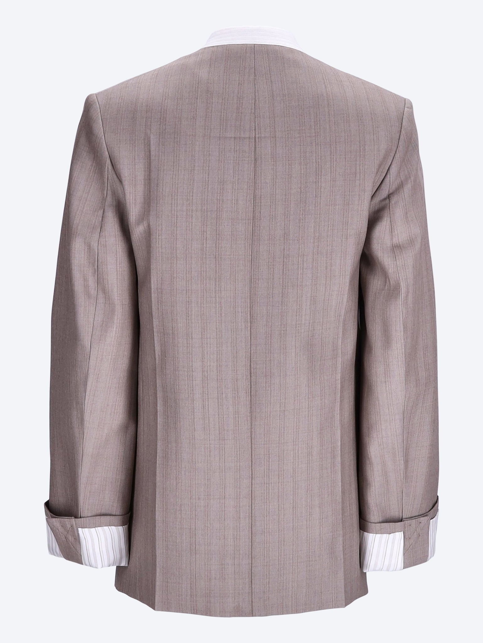 Collarless folded tailored jacket 3