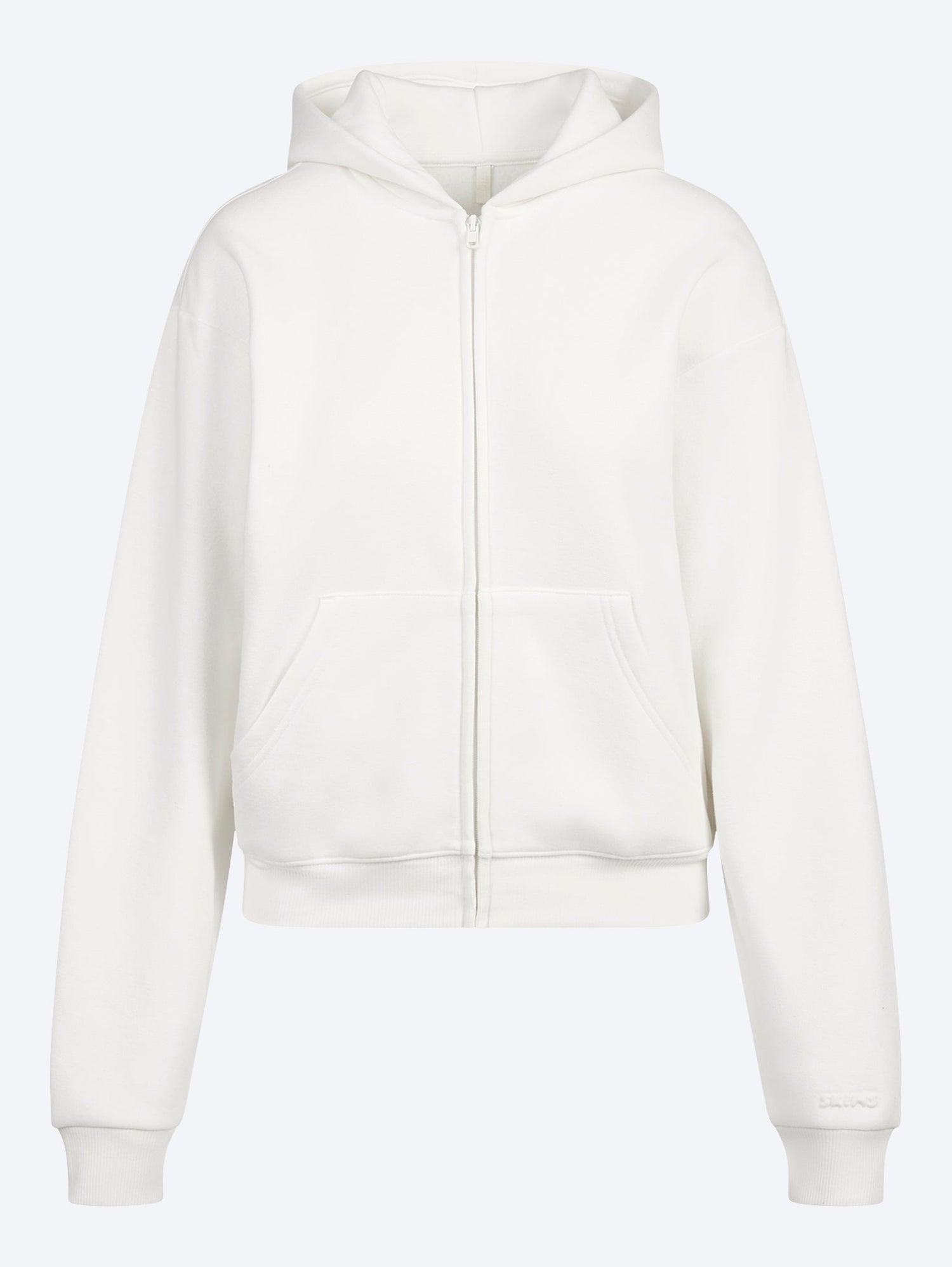 HOODIES & SWEATSHIRTS