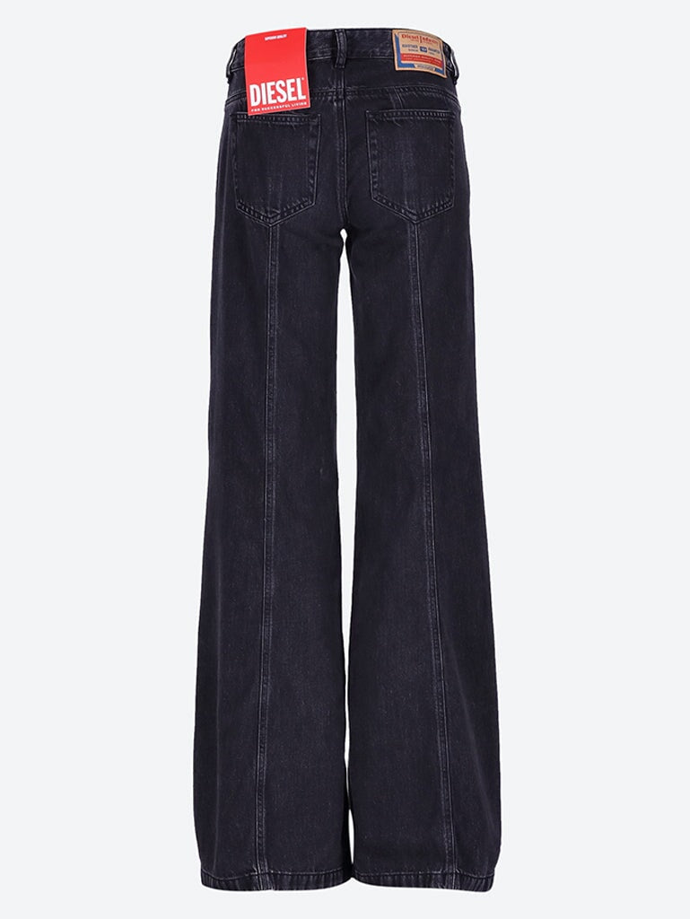 D-akii l32 jeans 3