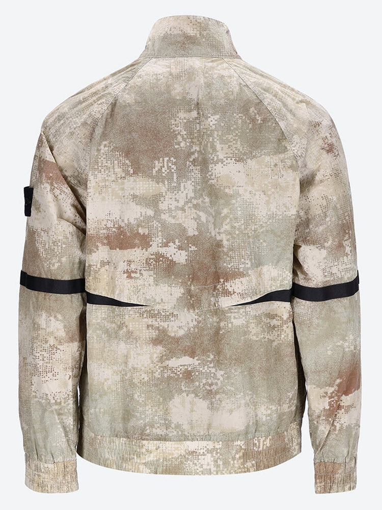 Dissolving grid camo jacket 3