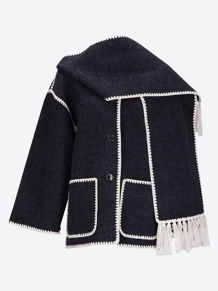 Jacke mit besticktem Schal 1