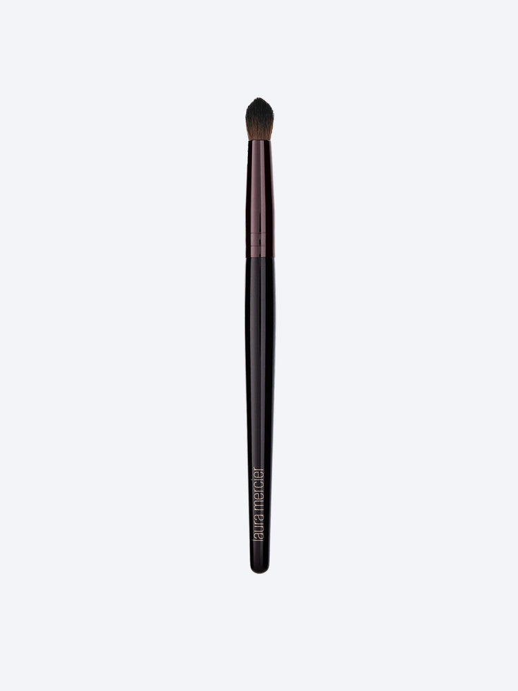 Eye crease brush 1