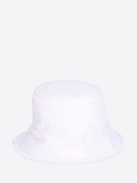 Chapeaux de tissu