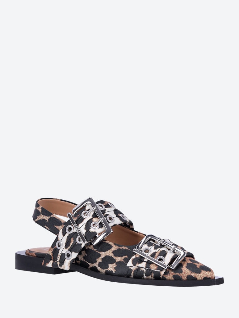 Feminine buckle print ballerinas 2