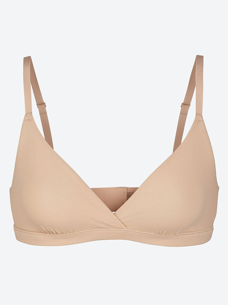 Fits Everybody Crossover Bralette  1