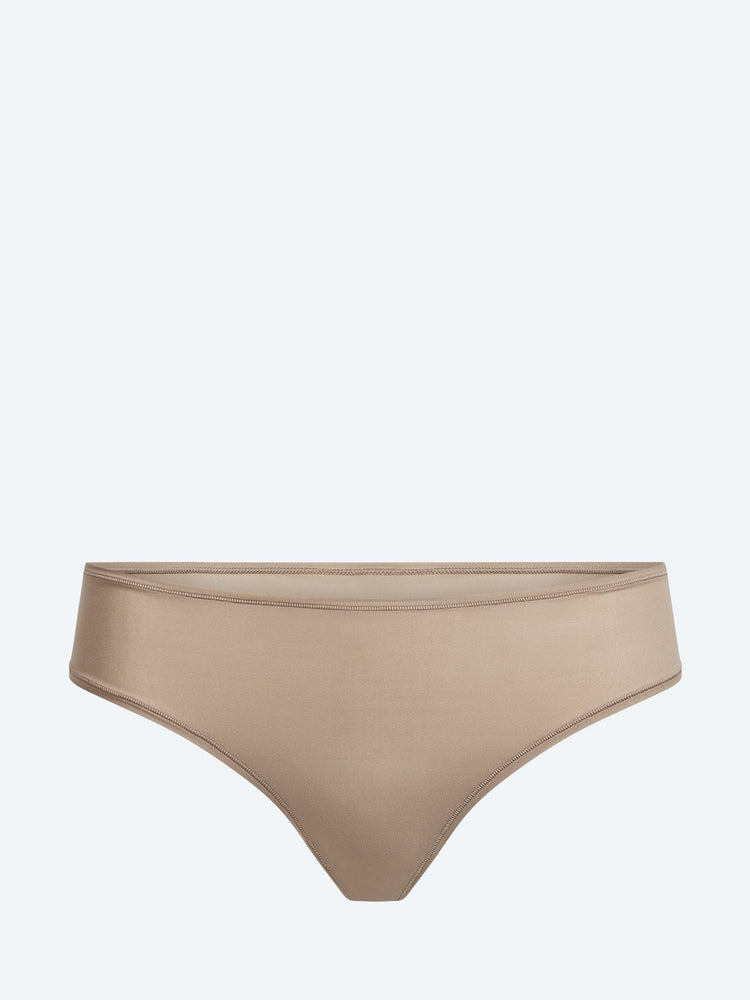 Fits everybody thong 1