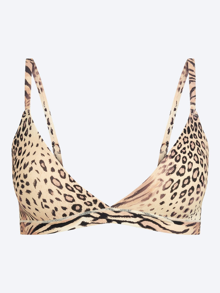 Brassière triangle fits everybody 1