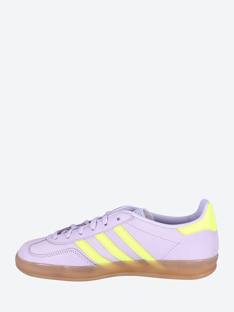 Gazelle indoor shoes w 4