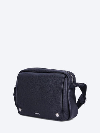 Grained leather pebble messenger medium shoulder bag