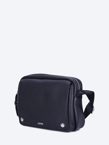 Grained leather pebble messenger medium shoulder bag