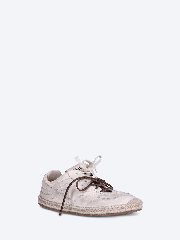 Gymnasium canvas sneakers 2
