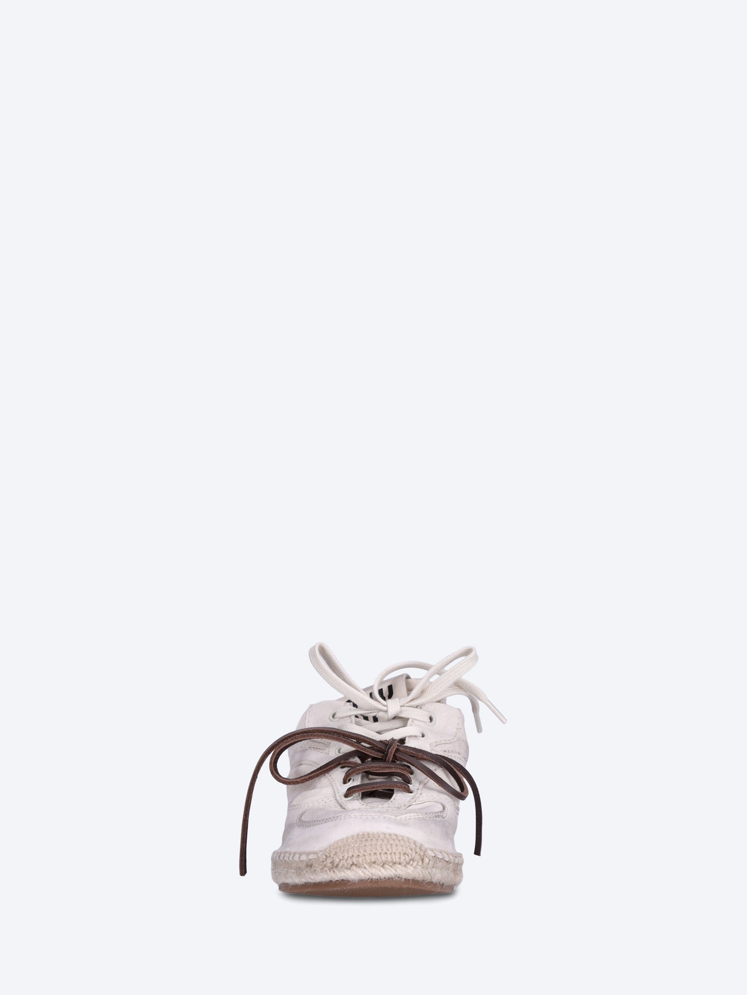 Gymnasium canvas sneakers 3