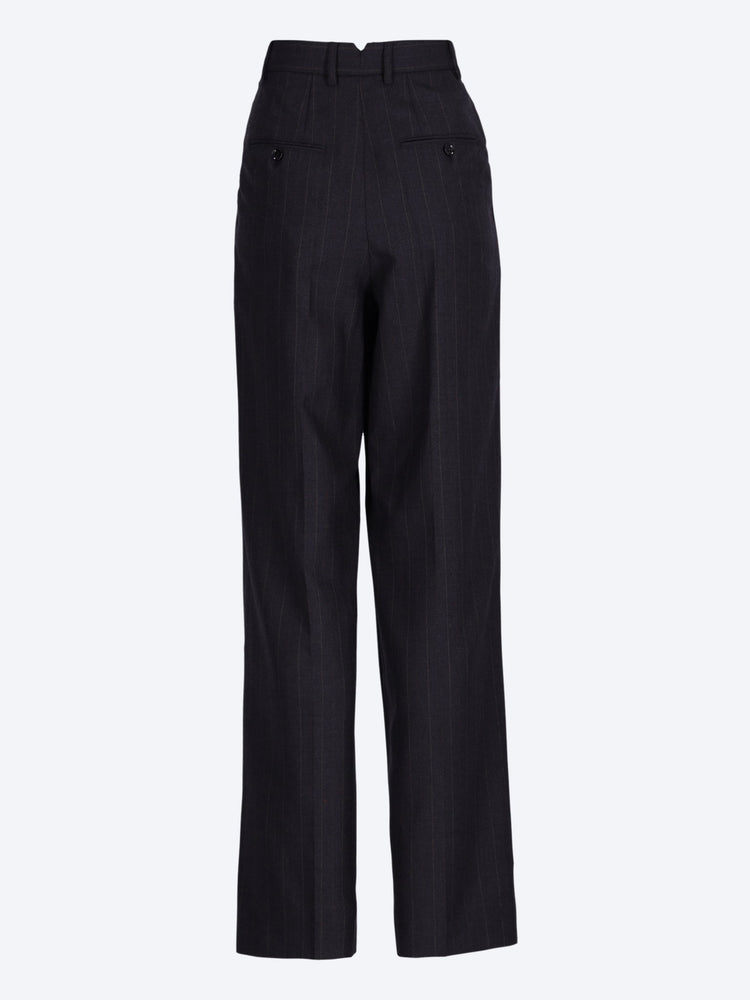Weite Hose mit hoher Taille und zwei Falten 3
