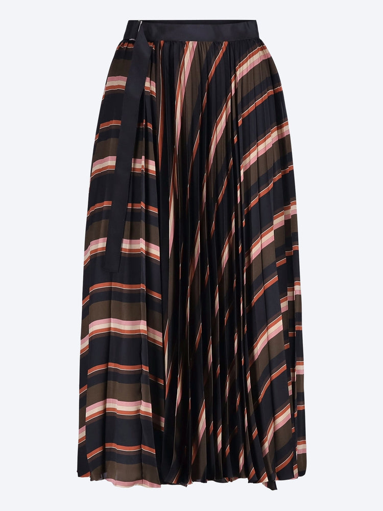 Horizontal stripe skirt 1