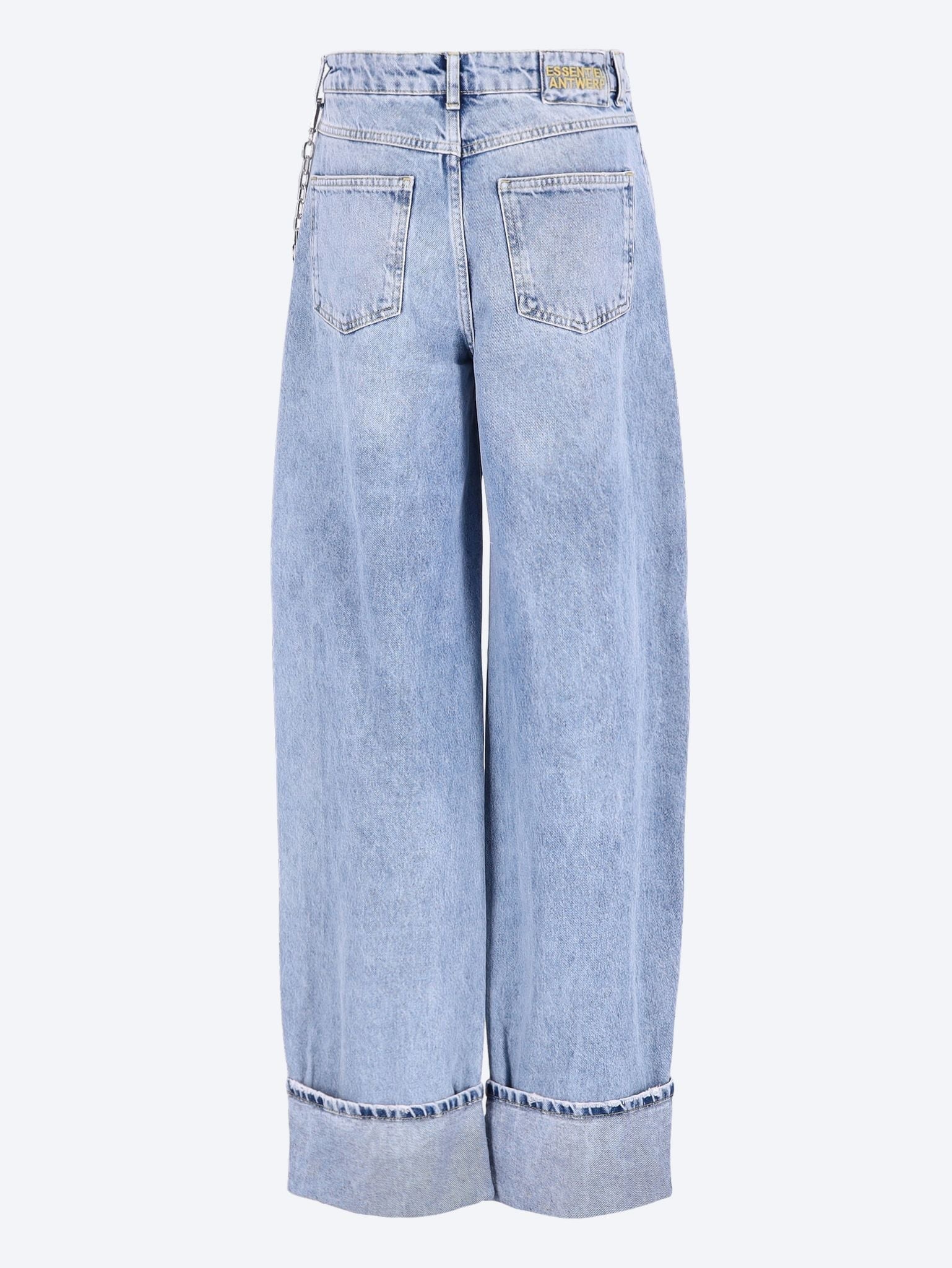 Huge barrel leg jeans 3