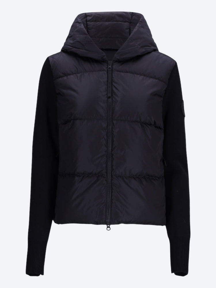 Hybridge-Kapuzenjacke aus breitem Steppstrick 1
