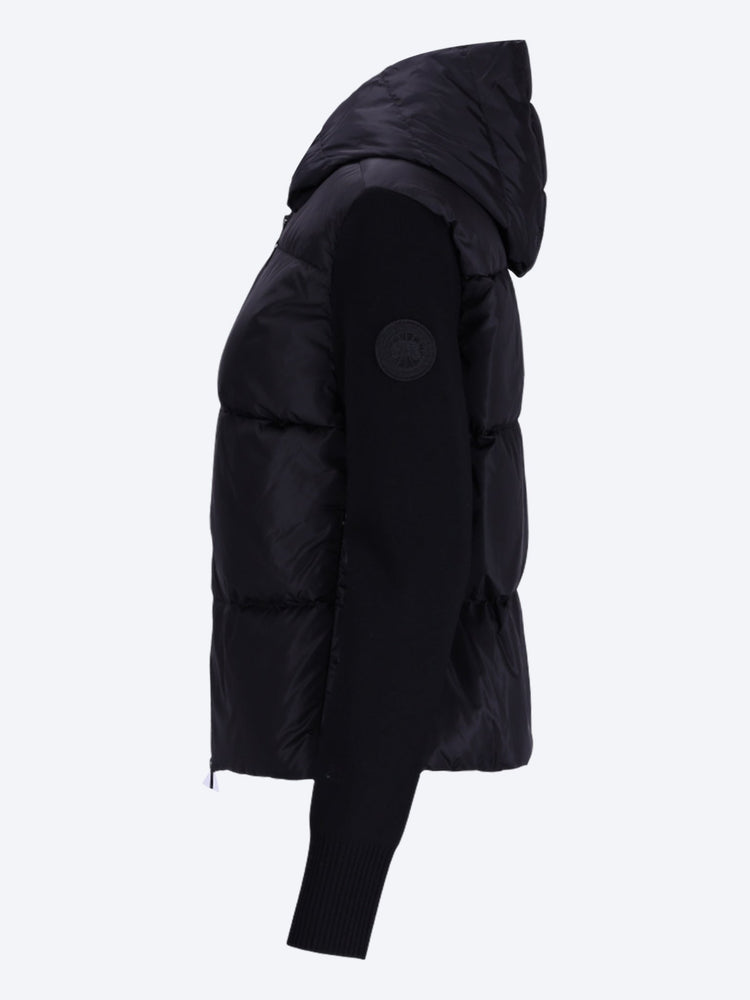 Hybridge-Kapuzenjacke aus breitem Steppstrick 2