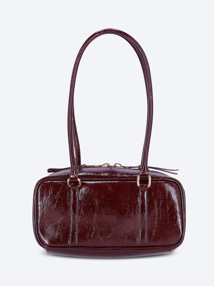 Izodiac glossy shoulder bag 4