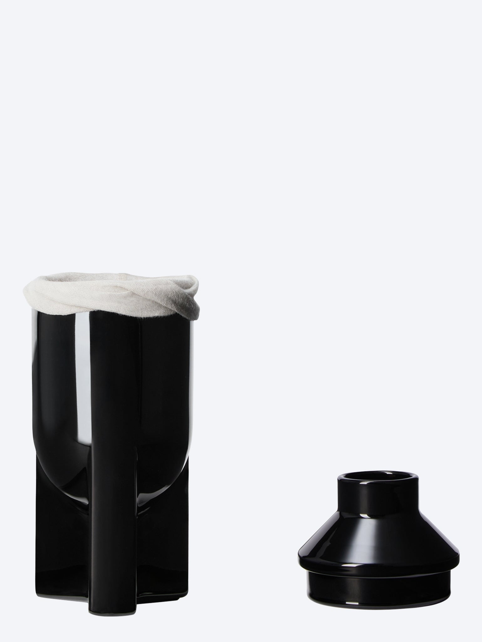 L apparition black scented candle 5