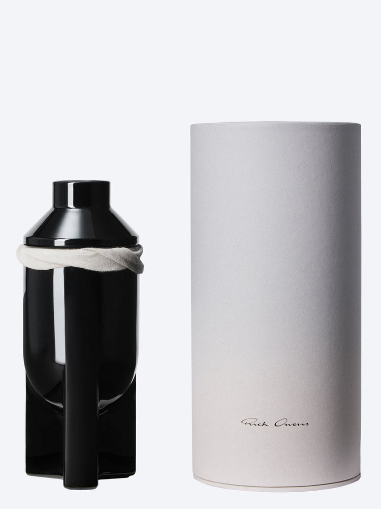 L apparition black scented candle 4