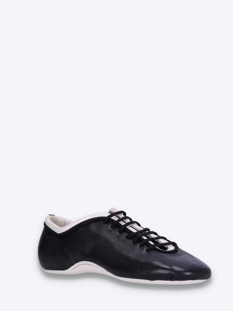 Schnürsneaker 2