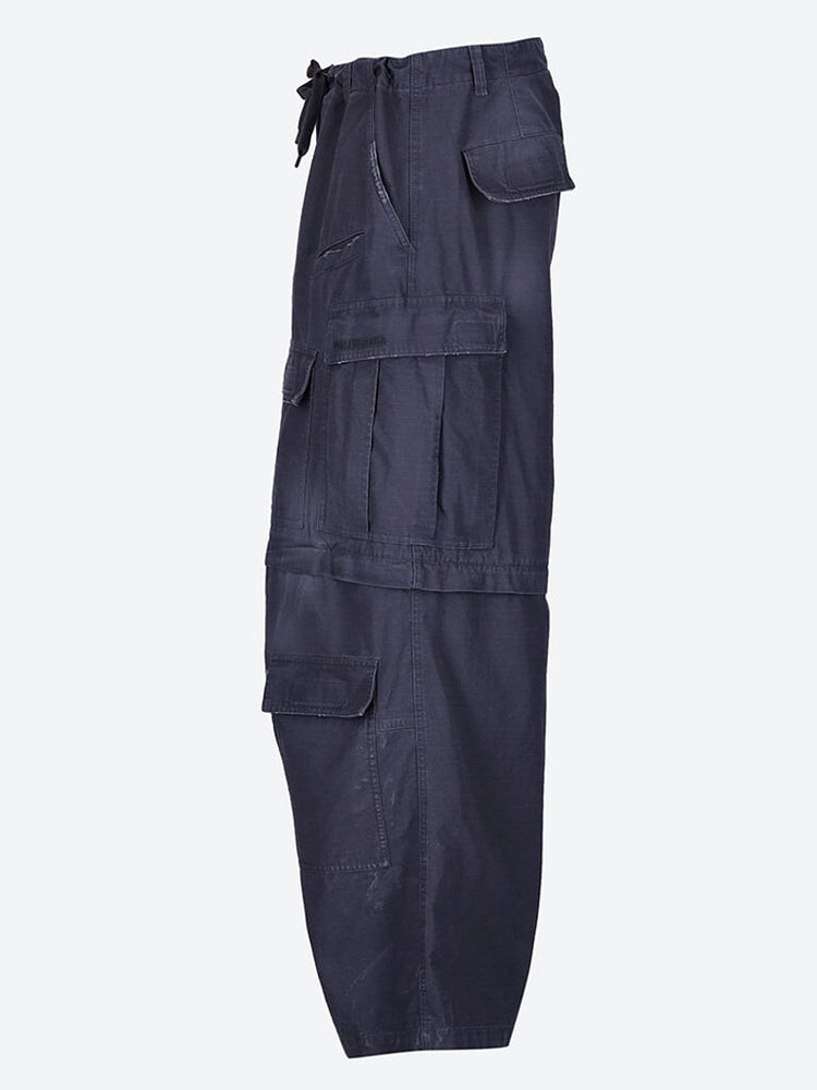 Large cargo pants 2