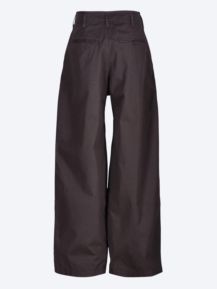 Large chino pants 3