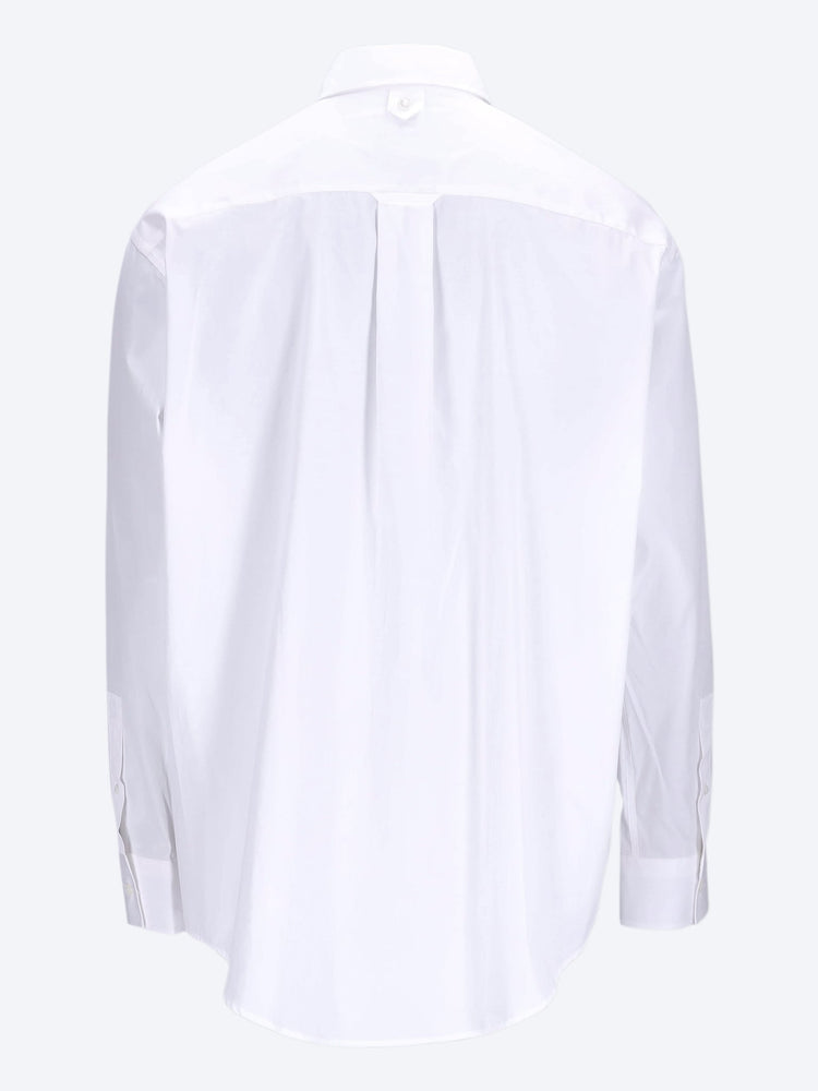 Large fit shirt with embossed ami de coeur at patch pocket 3