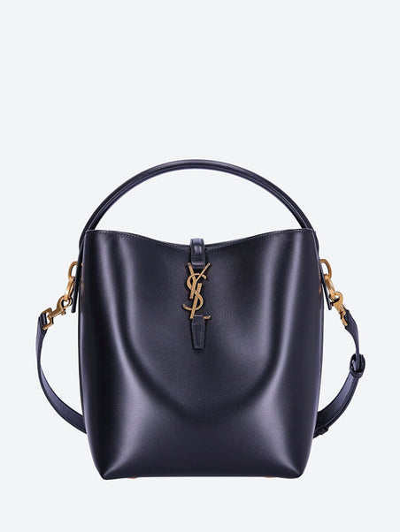 Le 37 in shiny black leather bag