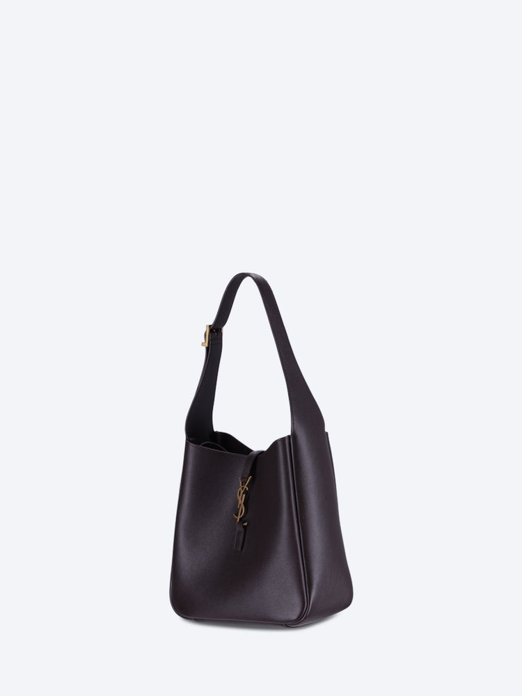 Sac bandoulière Le 5 a 7 souple small en cuir grainé 2
