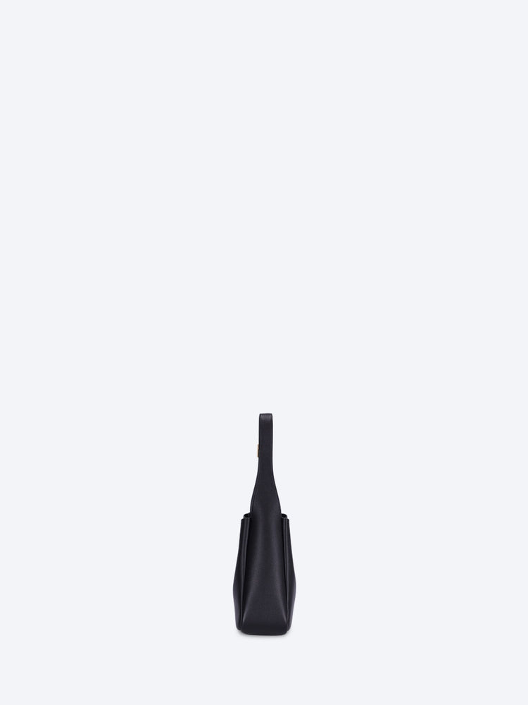 Le 5 a 7 supple small shoulder bag 3