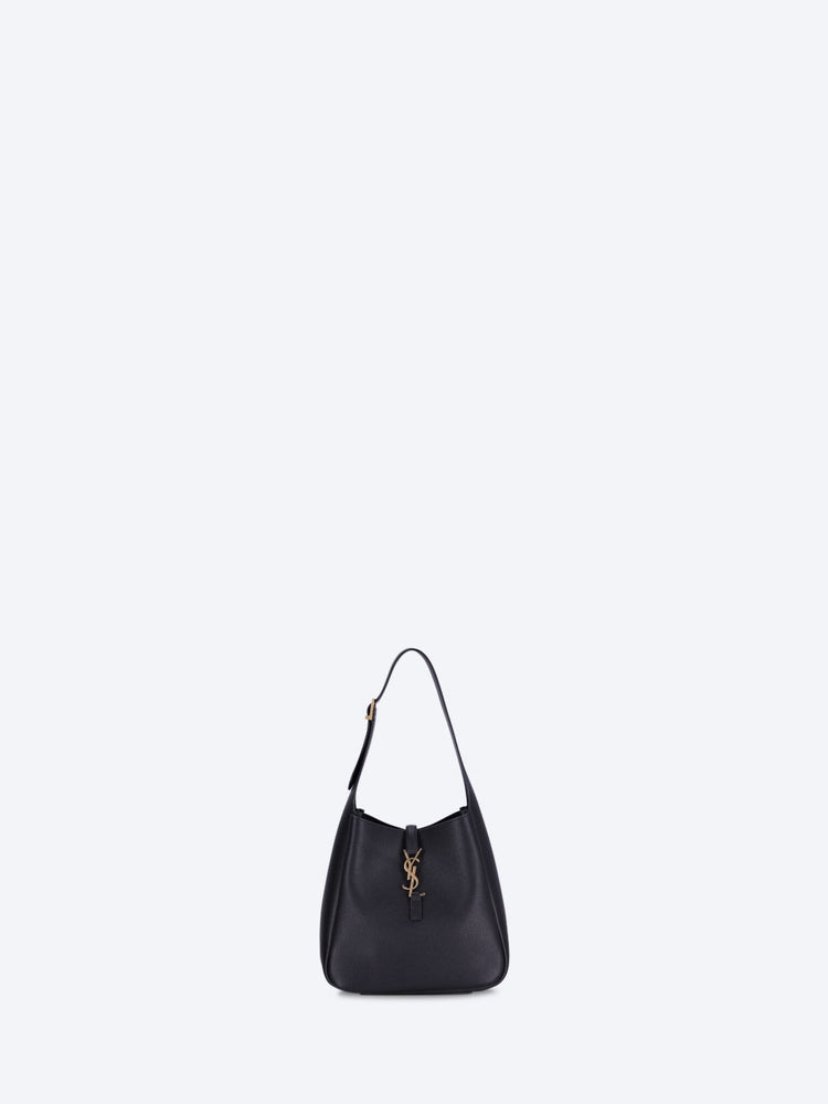 Le 5 a 7 supple small shoulder bag 1