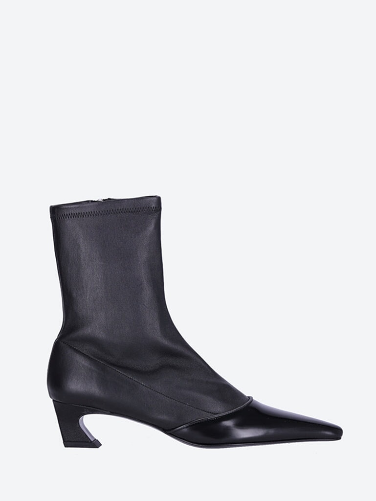 Leather ankle boots 1