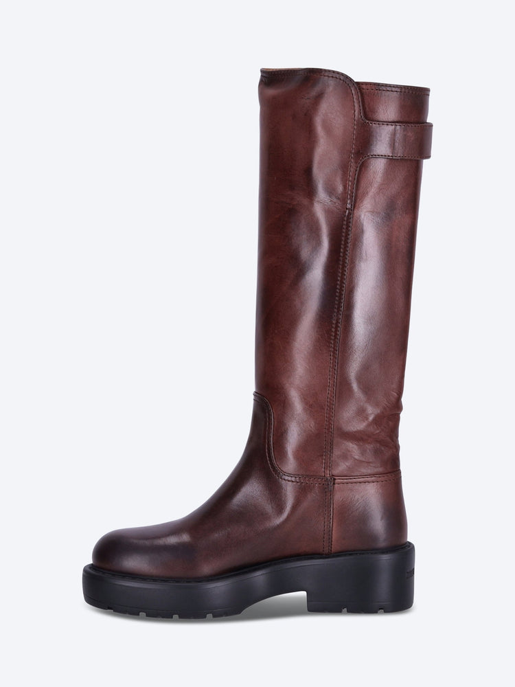 Leather boots 4