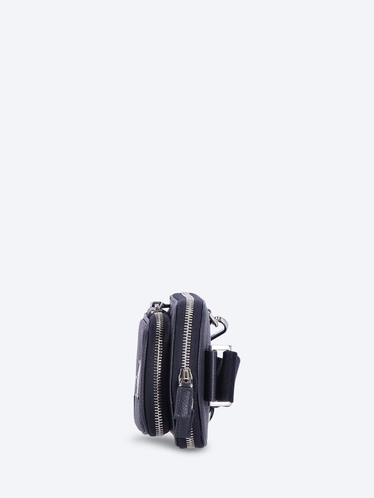 Black leather smartphone case 3