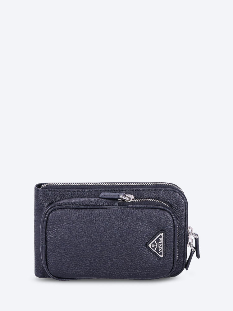 Black leather smartphone case 1