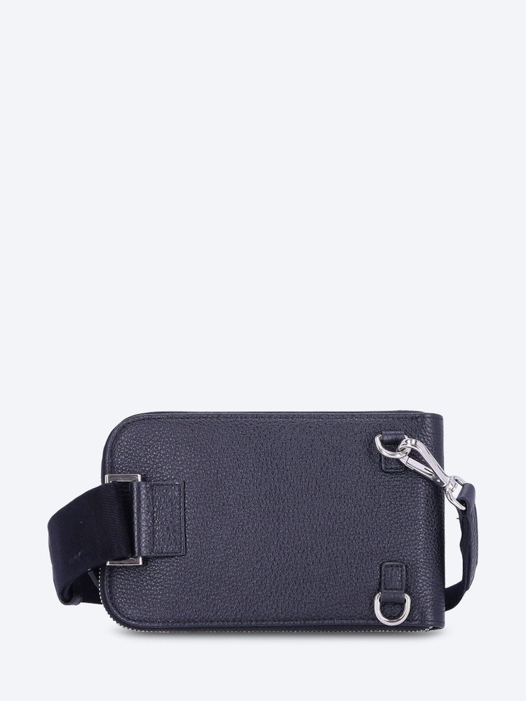 Black leather smartphone case 4