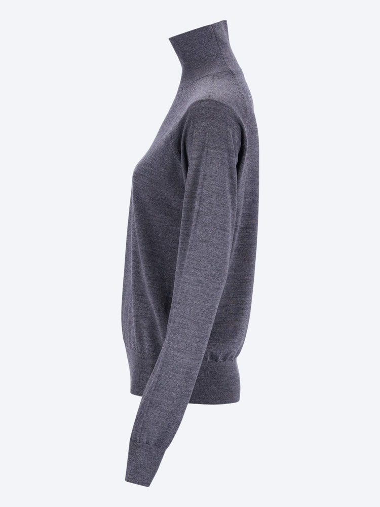 Lightweight high neck top 2