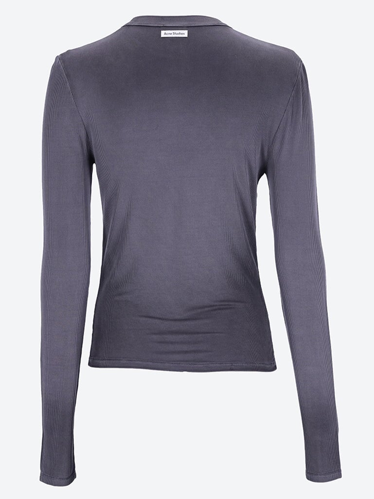 Long sleeve t-shirt 3