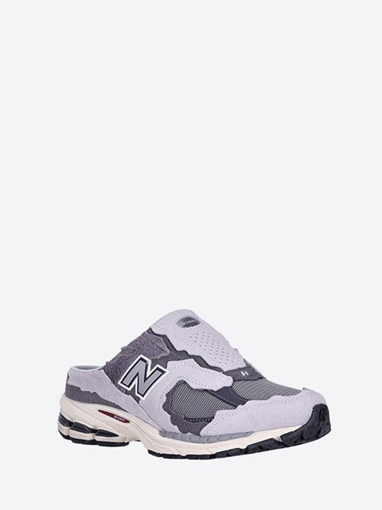 M2002nv1 sneakers 2