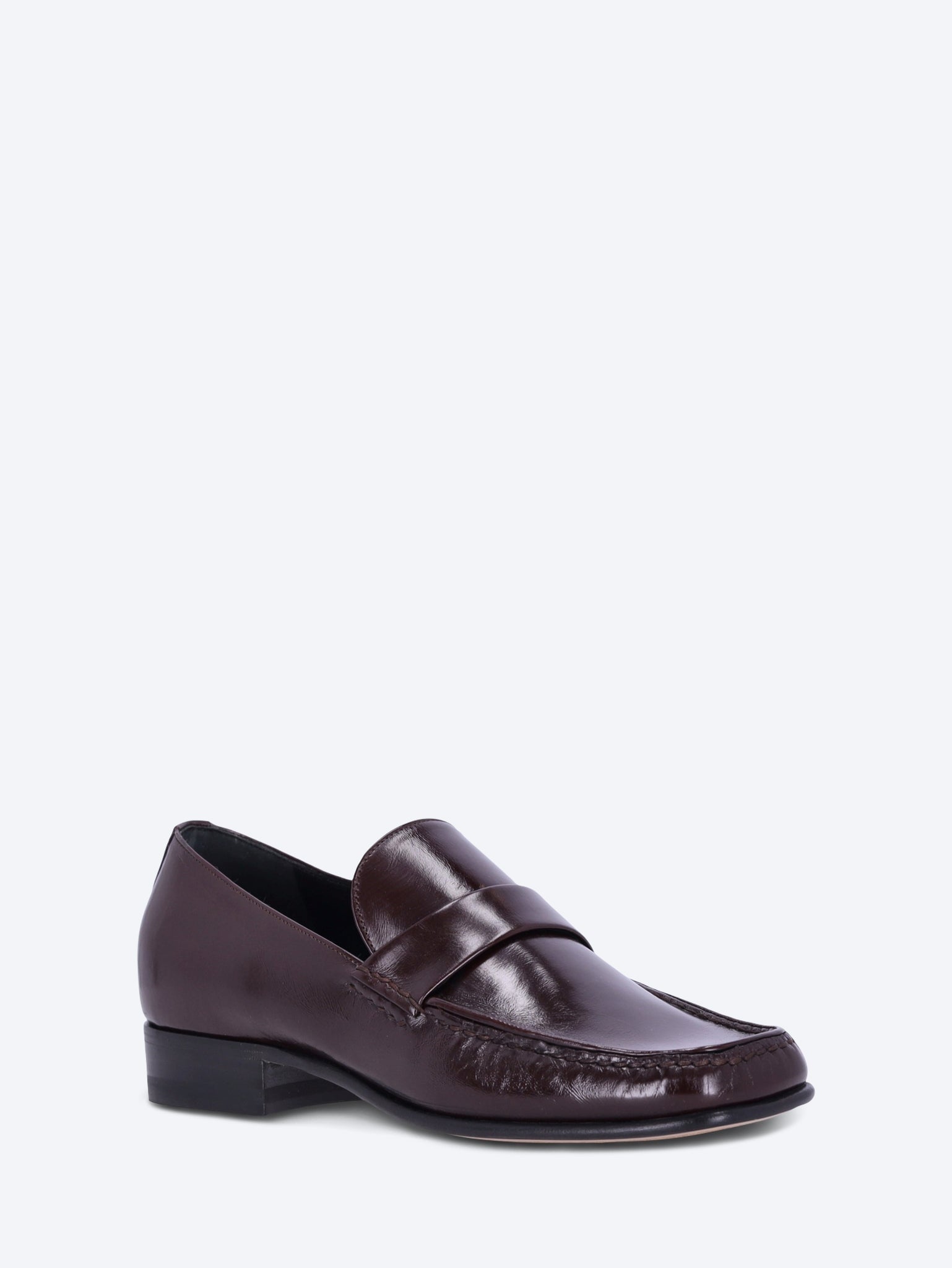 Man's leather loafer 2