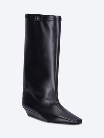 Melting wedged leather boots