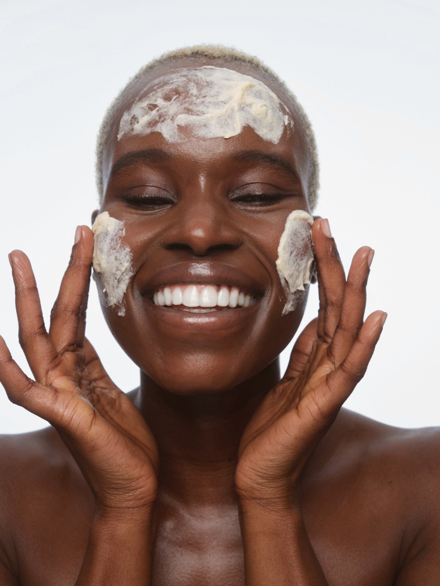 Microderm instant glow exfoliator 8