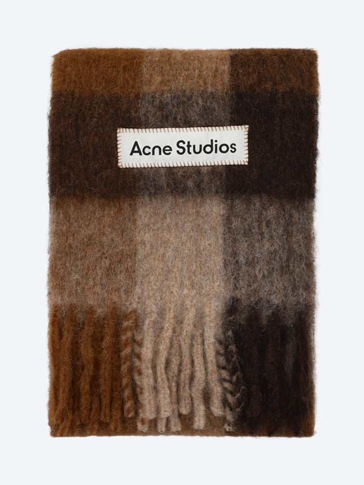 Mohair checked scarf 1