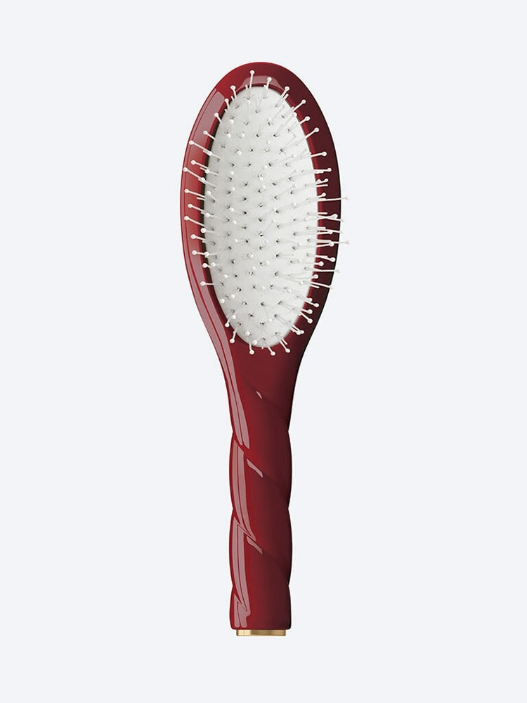 N.04 la brosse miracle bébé cerise 1
