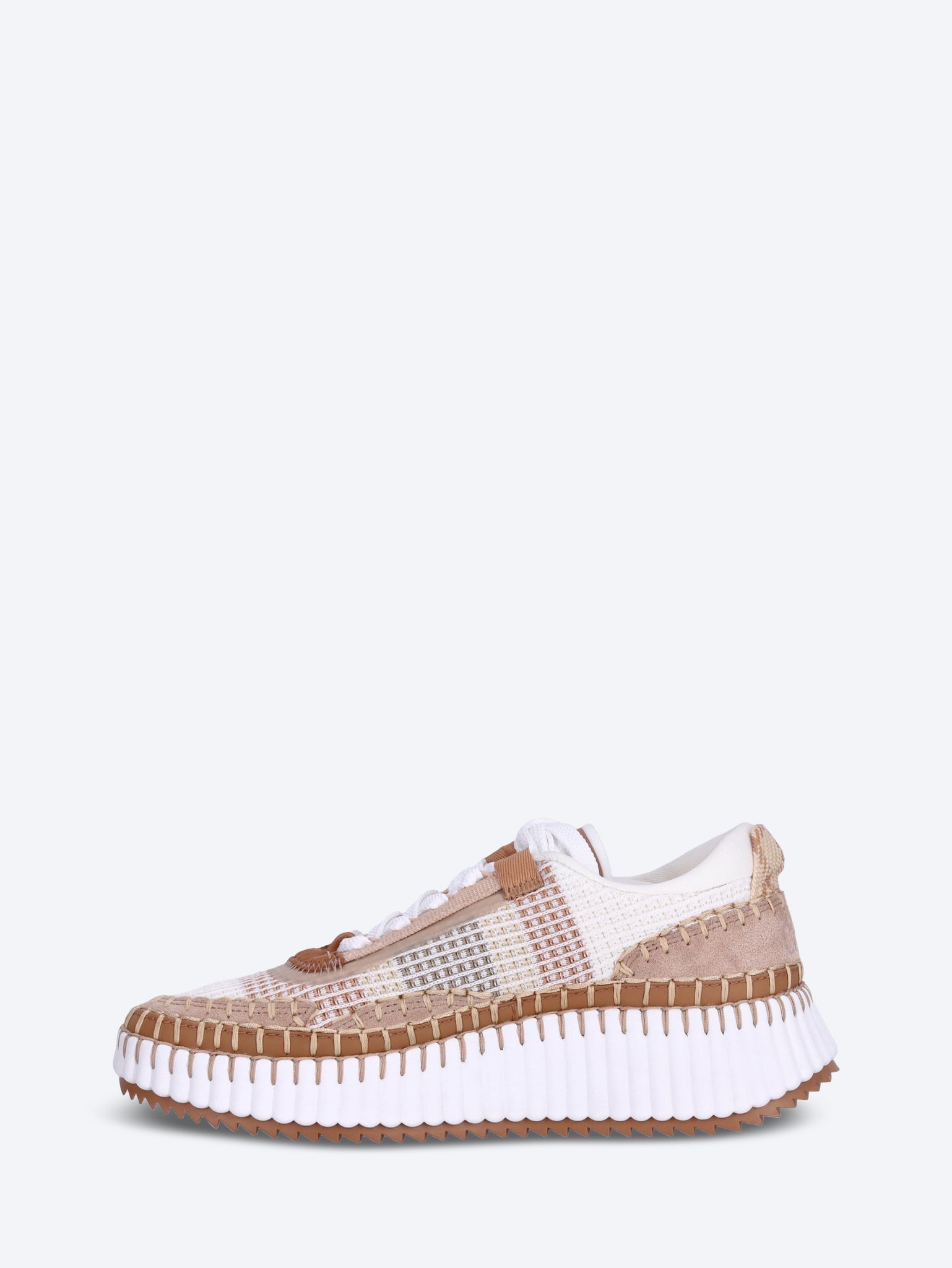 Nama sneakers 4