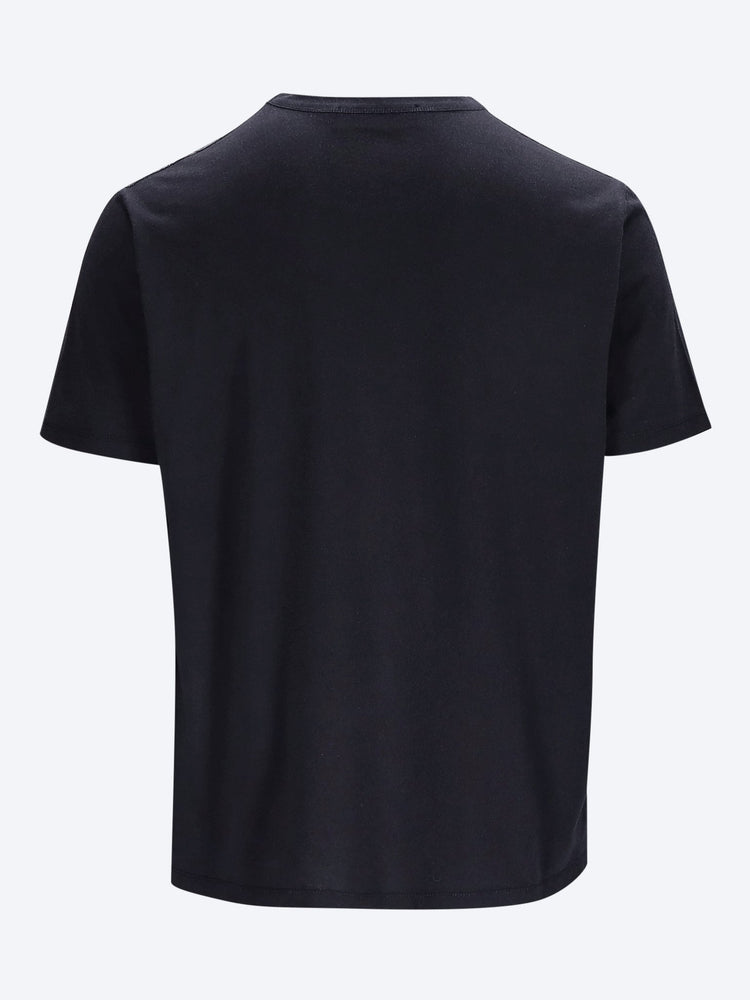 New box t-shirt 2